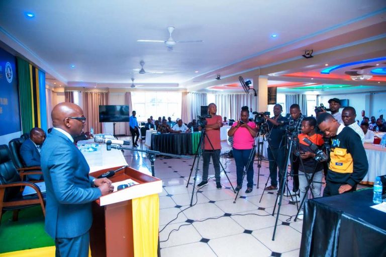 MWANZA YAZINDUA KAMPENI ELIMU KWA UMMA MRADI WA UJENZI WA MINARA 758 MAWASILIANO