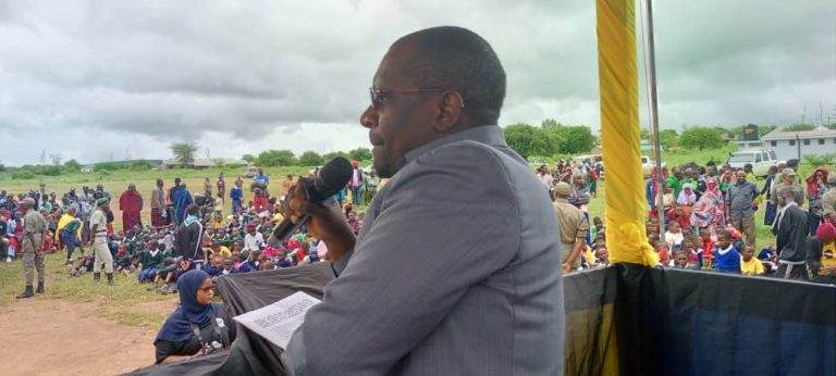 DC LULANDALA AWAONGOZA WANA MANYARA MIAKA 60 YA MUUNGANO 