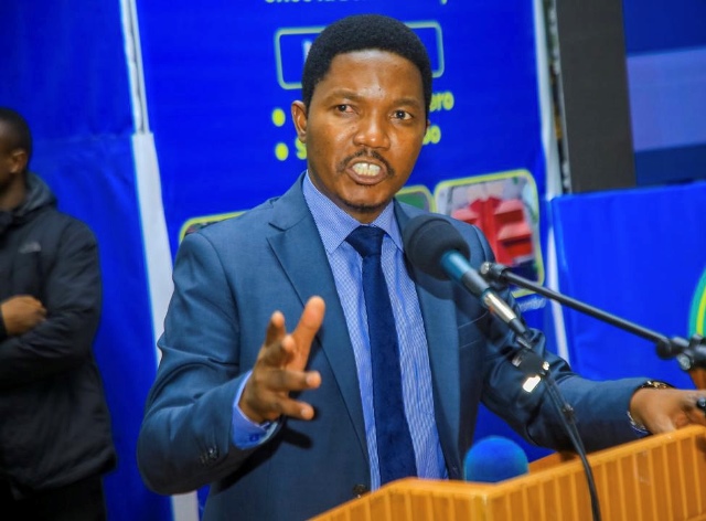 WAZIRI JAFO AELEZEA UMUHIMU WA KUTUMIA NISHATI SAFI.