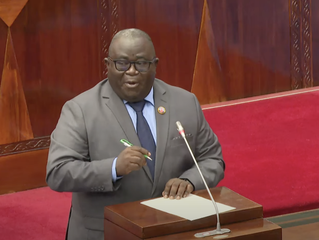 SERIKALI KUANZA UJENZI WA DARAJA LA MTO ATHUMAN
