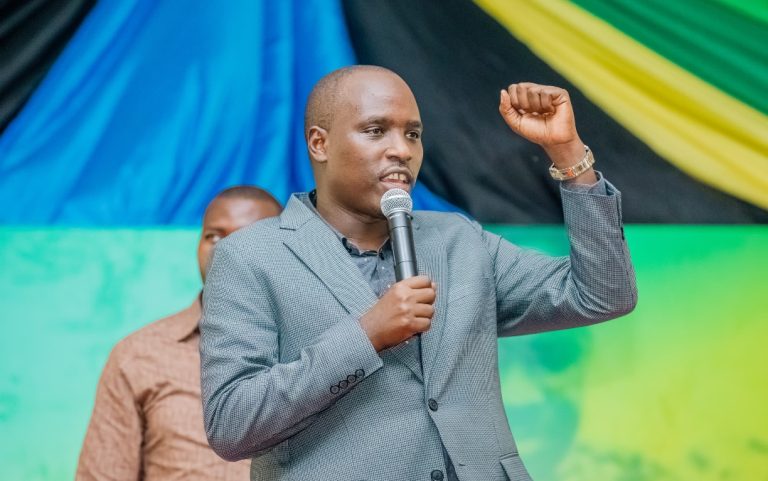 DKT BITEKO MGENI RASMI TAMASHA LA MKESHA WA MUUNGANO