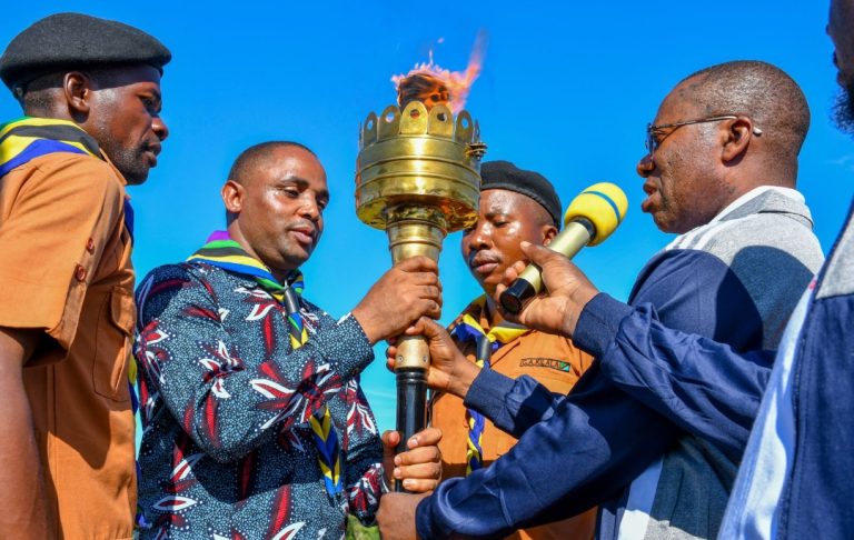 RAIS SAMIA AMEKUWA NA UTASHI NA KUJIPAMBANUA KUTOA FEDHA ZA KUTOSHA ILI KUSOGEZA HUDUMA YA MAJI KWA WATANZANIA-MZAVA