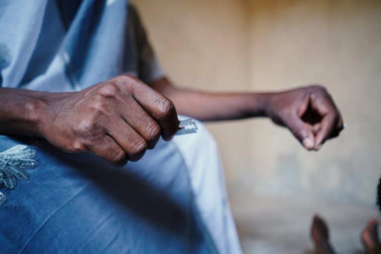 HADITHI: BIBI NA MJUKUU WAKE WATAKA KUNIUA KISHIRIKINA