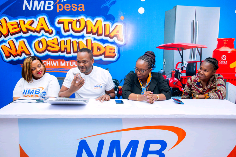 MKULMA SINGIDA AIBUKA NA MILIONI 10 ZA NMB PESA WEKA NA USHINDE
