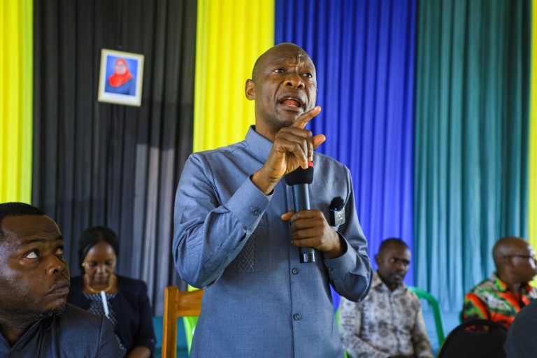 WAKURUGENZI MADAI YA WALIMU SIO SIRI YAWEKENI WAZI-DKT. MSONDE