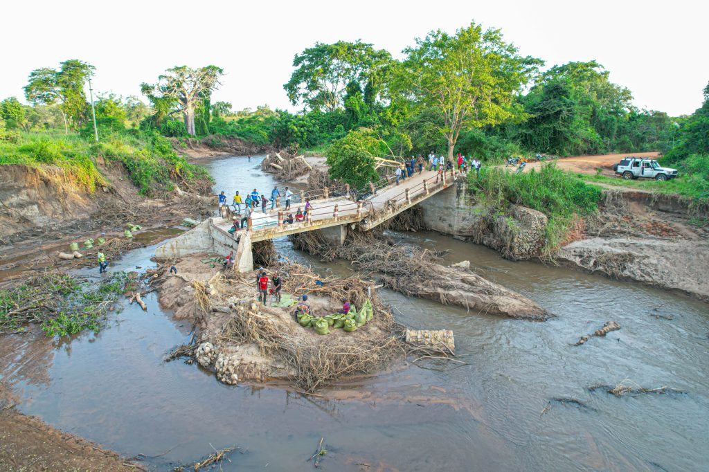 TANROADS KUWEKA KAMBI BARABARA YA KIRANJERANJE-RUANGWA KUREJESHA MAWASILIANO