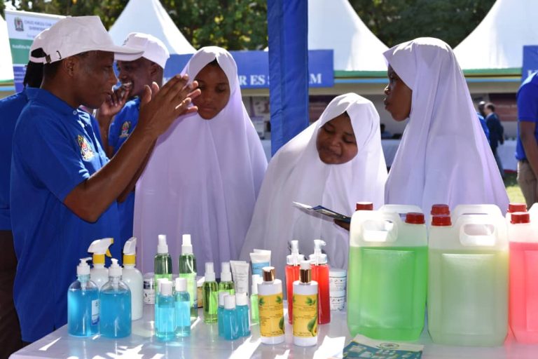 MUHAS INASHIRKISHI MAADHIMISHO YA WIKI YA KITAIFA YA ELIMU, UJUZI NA UBUNIFU, JIJINI TANGA,