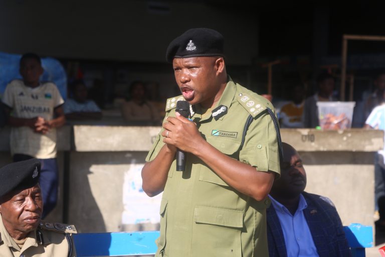 JESHI LA POLISI LAHIMIZA USHIRIKIANO NA WAFANYABIASHARA KATIKA KUZUIA UHALIFU.