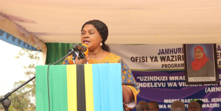 WAZIRI MHAGAMA AZINDUA MRADI WA ARSNA WA SHILINGI BIL.3.1 SONGEA