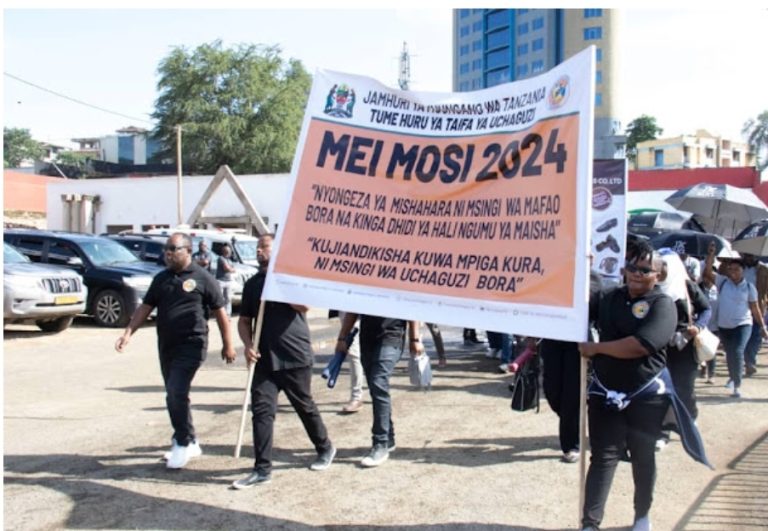 TUME HURU YA TAIFA YA UCHAGUZI (INEC) YASHIRIKI MAADHIMISHO YA MEI MOSI KITAIFA-ARUSHA