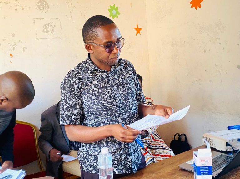 HALMASHAURI YA MJI MAFINGA WATOA ELIMU YA MPIGA KURA