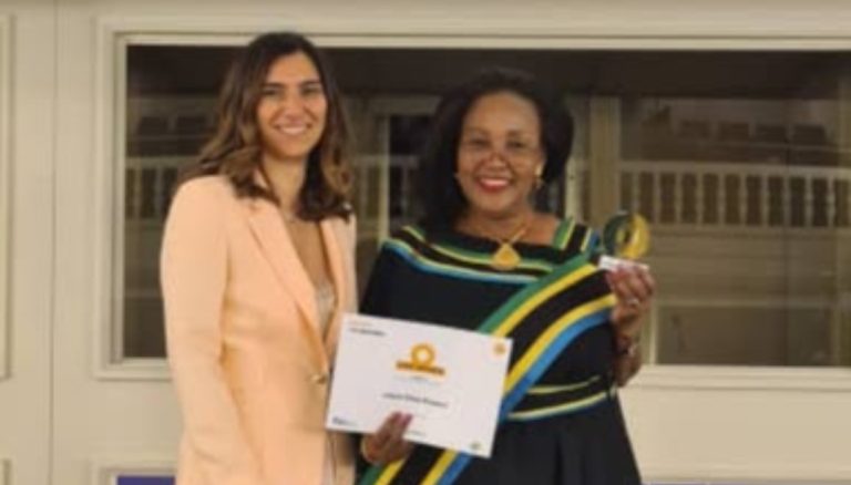 MHANDISI  JOYCE KISAMO WA WIZARA YA NISHATI ATWAA TUZO YA KIMATAIFA YA  LUCE 2024