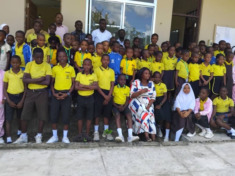 CHUO KIKUU MZUMBE CHATOA MAFUNZO YA UADILIFU KWA WANAFUNZI NA WALIMU WA SHULE YA MSINGI MOUNT CALVARY