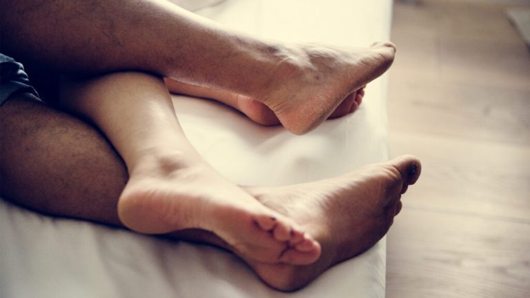 KITENDO CHA KULALA NA MPENZI WANGU NIKIWA NAENDA KAZINI NAKOSA FEDHA