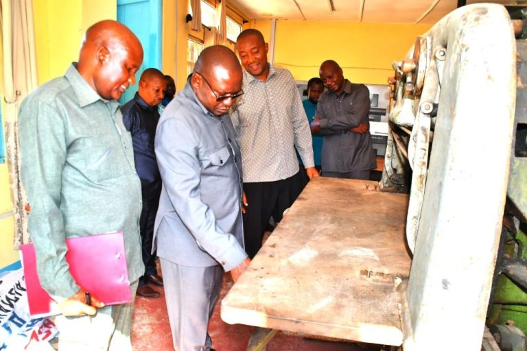 SHEIKH KABEKE AWASHUKIA WANASIASA WANAOMTUKANA RAIS DK.SAMIA