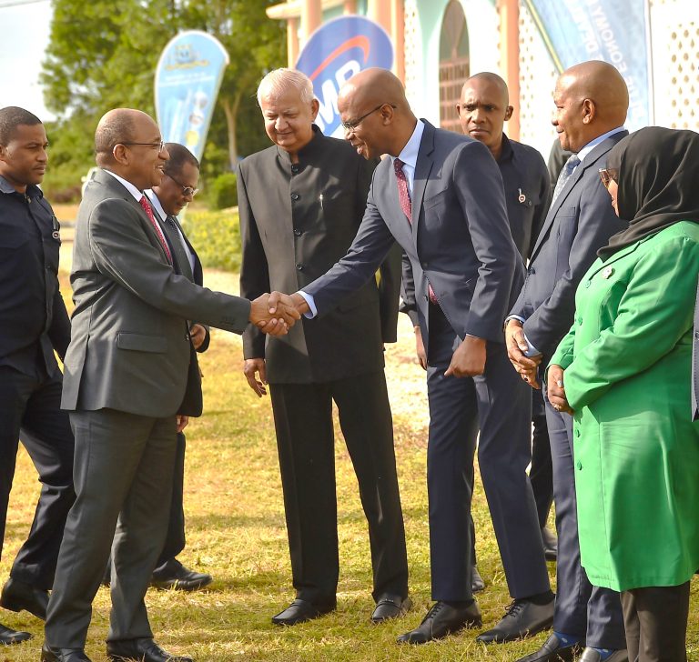 RAIS WA ZANZIBAR MHE.DK. MWINYI AFUNGUA KONGAMANO LA MIAKA 60 YA MAPINDUZI MATUKUFU YA ZANZIBAR NA JAMHURI YA MUUNGANO WA TANZANIA