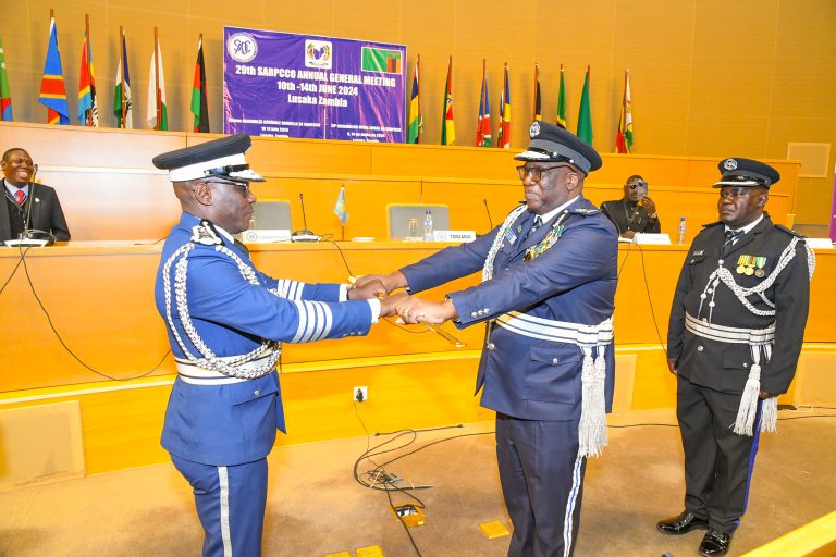GP WAMBURA AKABIDHIWA UENYEKITI WA SARPCCO