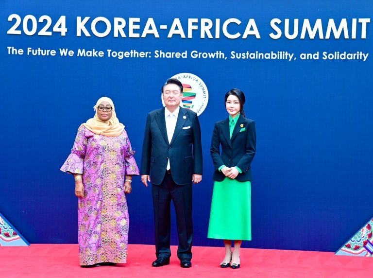 MATUKIO MBALIMBALI YA PICHA KUHUSU ZIARA YA RAIS DKT. SAMIA NCHINI KOREA
