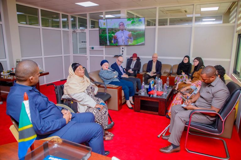 MHE. NDEJEMBI: SERIKALI ITANDELEA KUSIMAMIA HAKI NA USTAWI WA WENYE UALBINO