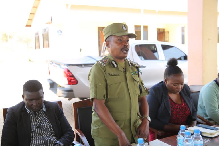 POLISI WAFANYA KIKAO CHA UJIRANI MWEMA MPAKA WA NAMANGA KUDHIBITI UHALIFU.