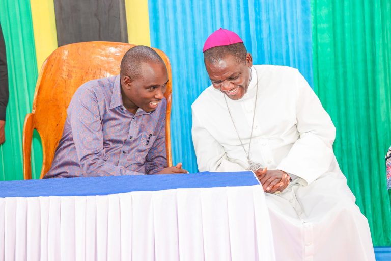 DKT. BITEKO AMWAKILISHA RAIS SAMIA TAMASHA LA UTAMADUNI BULABO JIJINI MWANZA