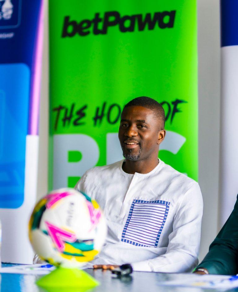 RONALDINHO, GEORGE WEAH, OKOCHA WASHIRIKI MASHINDANO YA DUNIA YA VILABU VYA WACHEZAJI WASTAAFU