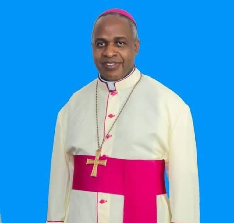 WAZIRI MKUU APONGEZA UONGOZI MPYA WA TEC