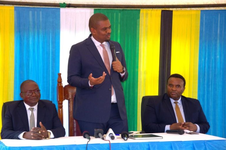 WAZIRI NDEJEMBI ATAKA UADILIFU NA KUTENDA HAKI KWA WATUMISHI WA SEKTA YA ARDHI