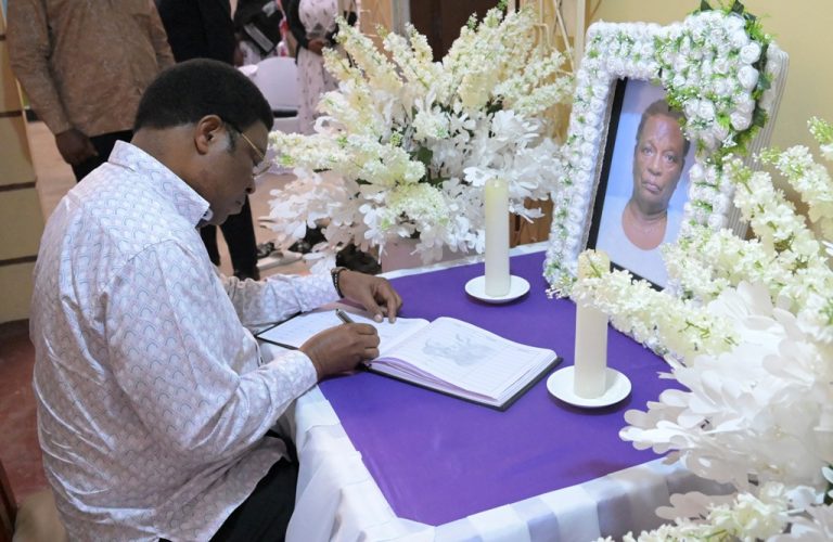 WAZIRI MKUU KASSIM MAJALIWA AHANIO MSIBA WA MAMA MZAZI WA MBUNGE HALIMA MDEE