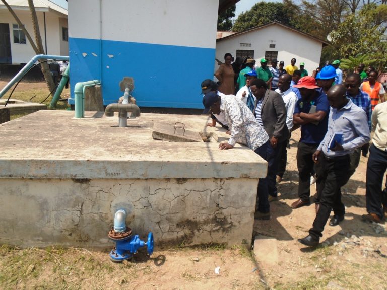 NAIBU WAZIRI AKEMEA WIZI DIRA ZA MAJI MWANZA