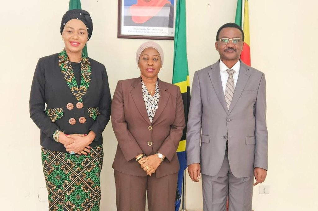 WAZIRI UMMY MWALIMU AWASILI ADDS ABABA ETHIOPIA