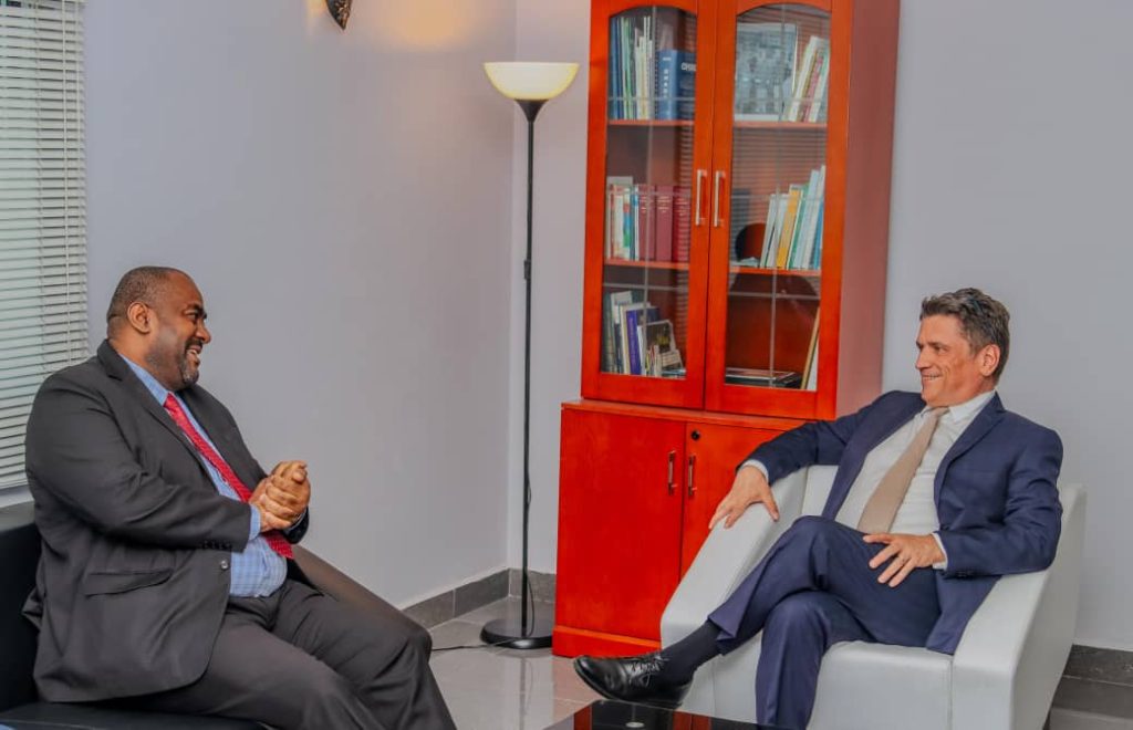 BALOZI WA TANZANIA NCHINI COMORO AKUTANA NA BALOZI WA UFARANSA