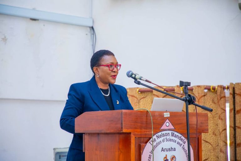 WATUMISHI NELSON MANDELA WASISITIZWA USHIRIKIANO KUTATUA CHANGAMOTO