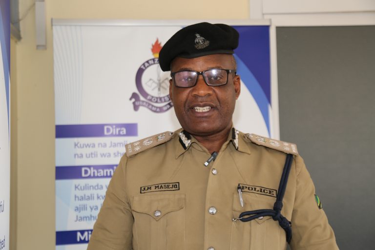MTU MMOJA MBARONI AKIFANYA BIASHARA YA KUBADILISHA FEDHA BILA KIBALI