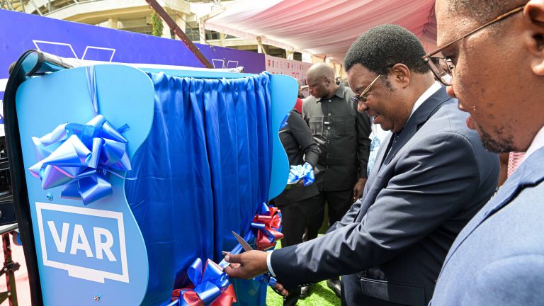 WAZIRI MKUU AZINDUA VAR, ASISITIZA UMUHIMU UADILIFU NA WELEDI