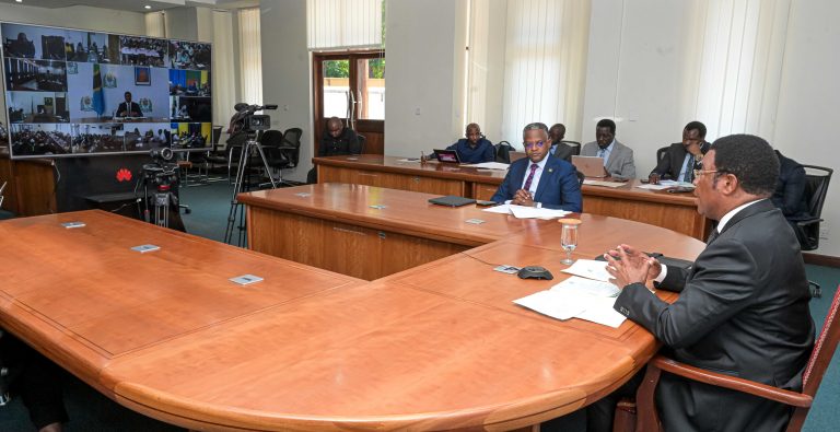 WAZIRI MKUU: MA-RC, MA-DC HAKIKISHENI MIRADI YA MAENDELEO INAKAMILIKA