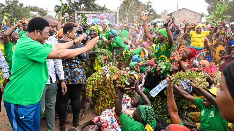 WAZIRI MKUU AZUNGUMZA NA WANANCHI WA MMAWA – RUANGWA