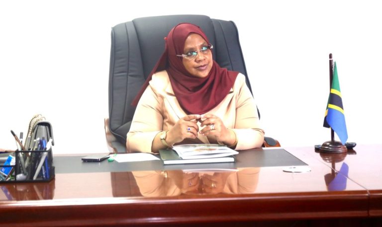 WAZURI ASHATU KIJAJI AHIMIZA UTENDAJI  KAZINI