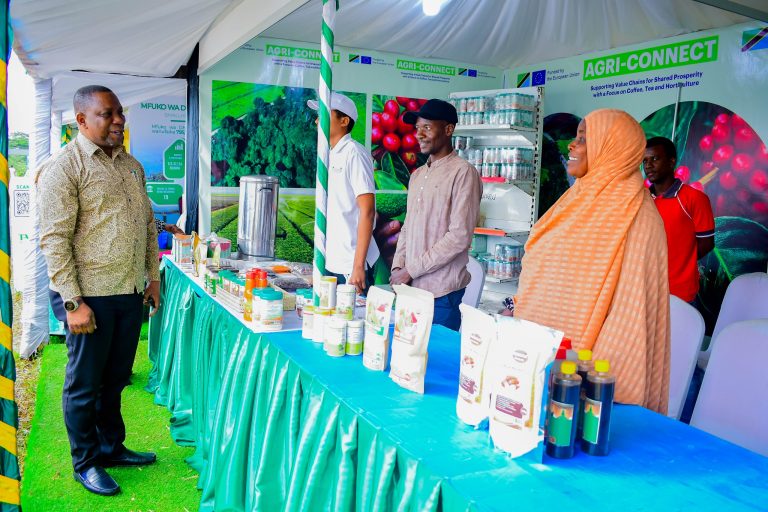 DKT.DIMWA : ATEMBELEA MAONYESHO YA KILIMO NANE NANE ZANZIBAR.