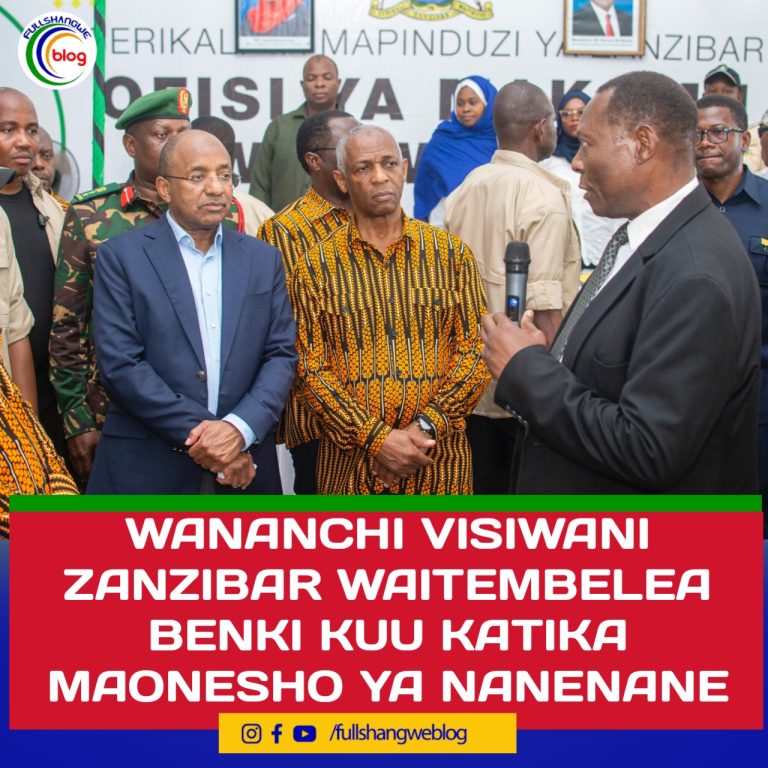 WANANCHI VISIWANI ZANZIBAR WAITEMBELEA BENKI KUU KATIKA MAONESHO YA NANENANE