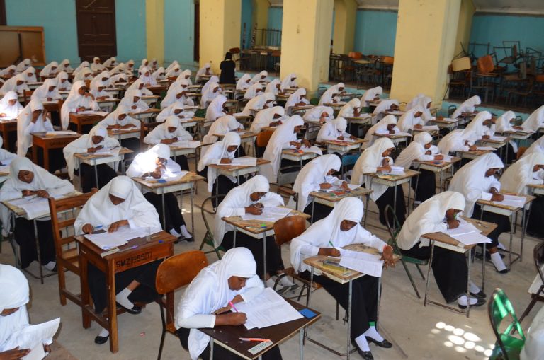 NJIA YA KUWASAIDIA WATOTO KUFAULU MITIHANI YAO