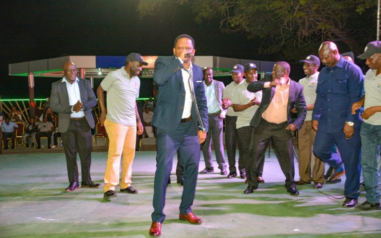 NAIBU WAZIRI ‘MWANA FA’ AZINDUA MASHINDANO YA UTAMADUNI YA MKUU WA MAJESHI.