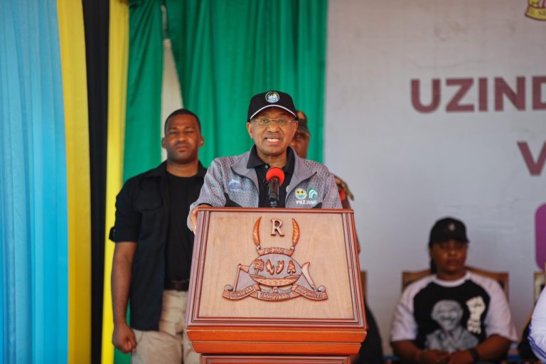 RAIS MWINYI :TAMASHA LA KIZIMKAZI NI FURSA YA UTALII NA UWEKEZAJI