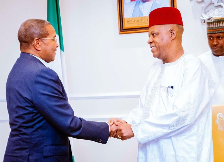 RAIS MSTAAFU JAKAYA KIKWETE AKUTANA NA MAKAMU WA RAIS NIGERIA JIJINI ABUJA