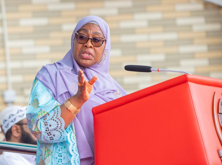 RAIS SAMIA AHUDHURIA MASHINDANO YA QURAN TUKUFU KWA WANAWAKE UWANJA WA BENJAMIN MKAPA DAR ES SALAM
