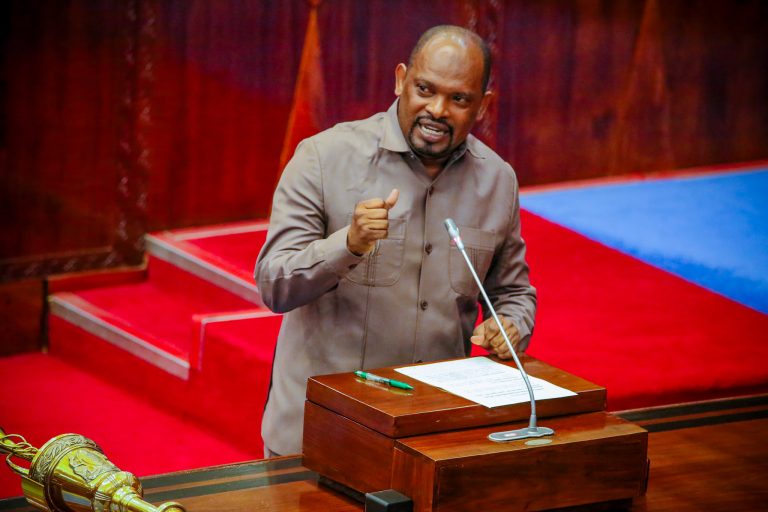 SERIKALI KUTATUA CHANGAMOTO ZA WAZABUNI NA WAKANDARASI