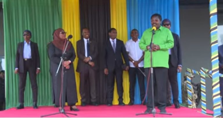 RAIS SAMIA KATIKA UZINDUZI WA MRADI WA KIMKAKATI WA SGR