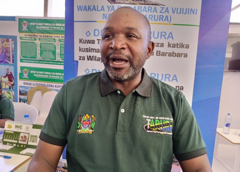 MHANDISI MSHAURI TARURA AELEZA UMUHIMU WA TEKNOLOJIA YA MADARAJA NA BARABARA ZA MAWE