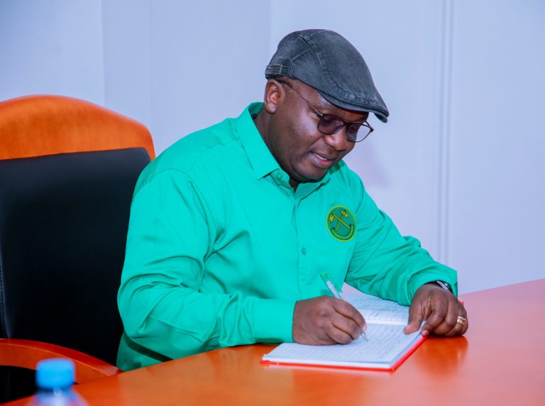 NAIBU KATIBU MKUU CCM AANZA ZIARA MKOANI SHINYANGA