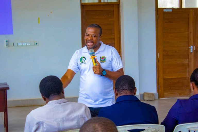 WIZARA YA FEDHA YAKEMEA MIKOPO HOLELA YA MITAANI INAYODHALILISHA WATANZANIA